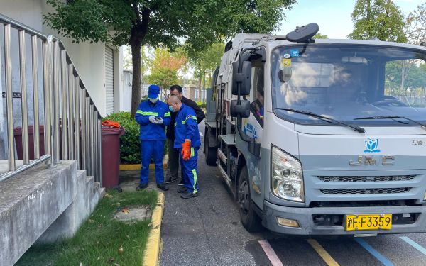 嘉定区启用智慧环卫一体化平...