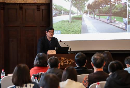 6-2018 年 11 月 24 日，杨瑞卿在上海科学会堂讲授行道树养护技术.jpg