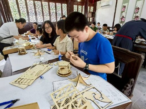 6e4eda0bbf52e696b61b66202a7ab89.jpg 6e4eda0bbf52e696b61b66202a7ab89.jpg