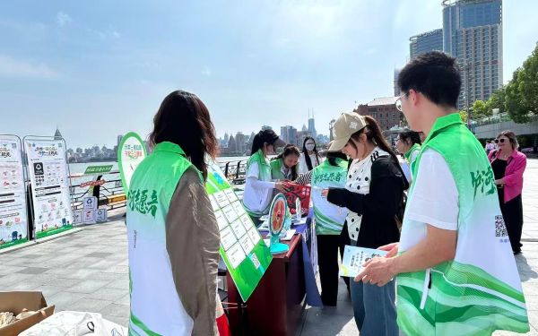 同心共护一江清 上海市市容环...