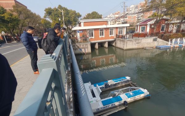 049_1_.jpg 049_1_.jpg