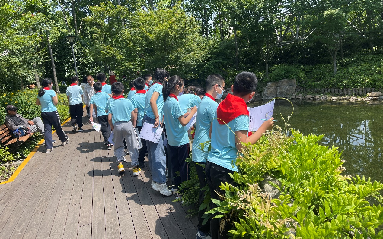 市野保事务中心参加共康小学科技节活动