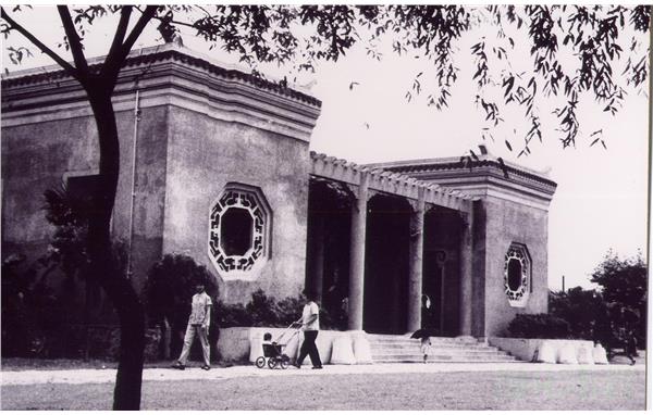 最早的建筑 象宫.jpg