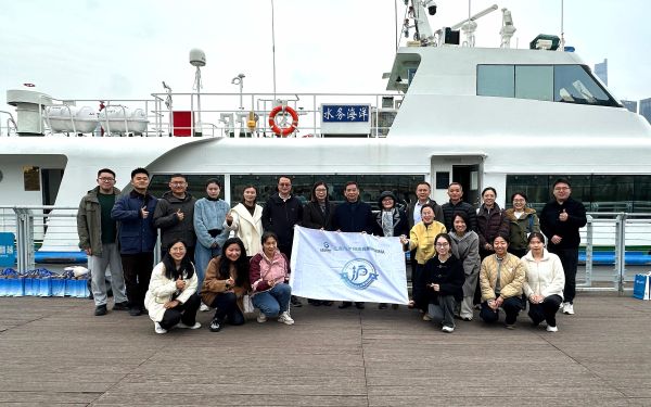 2036973072002580480.jpg 2036973072002580480.jpg