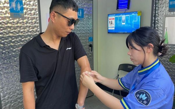 虹口区换新升级“航海蓝”公厕 打造特色人文新地标-0829（5）.jpg