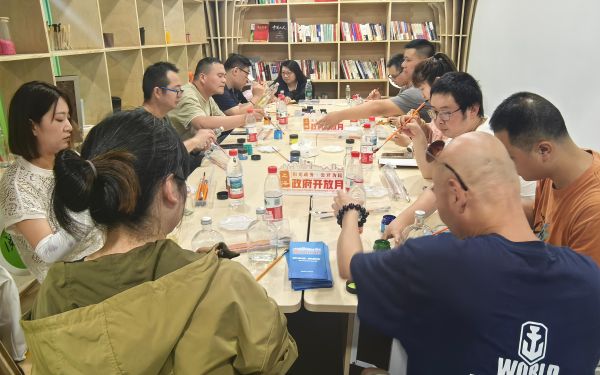 10、手绘活动.jpg 10、手绘活动.jpg