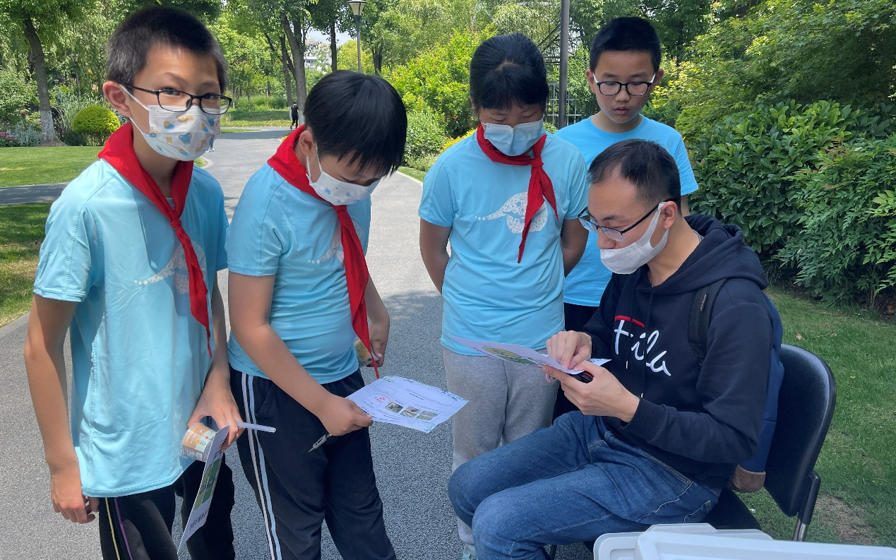 市野保事务中心参加共康小学科技节活动