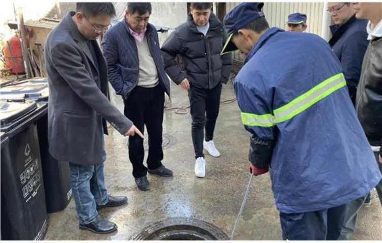 上海市道路保洁与垃圾清运工作月刊2021年第1期(1)240.png